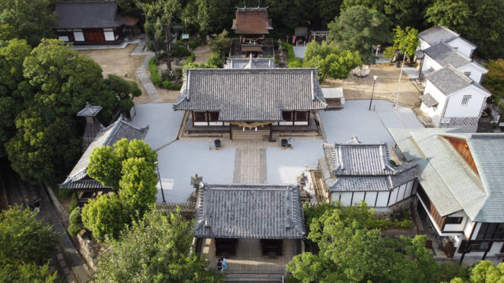 阿智神社の全景