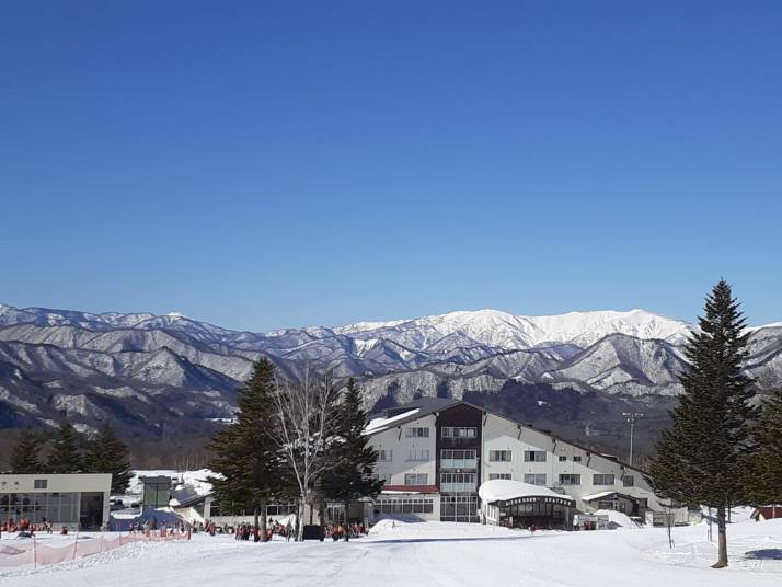 積雪した会津アストリアホテルの様子