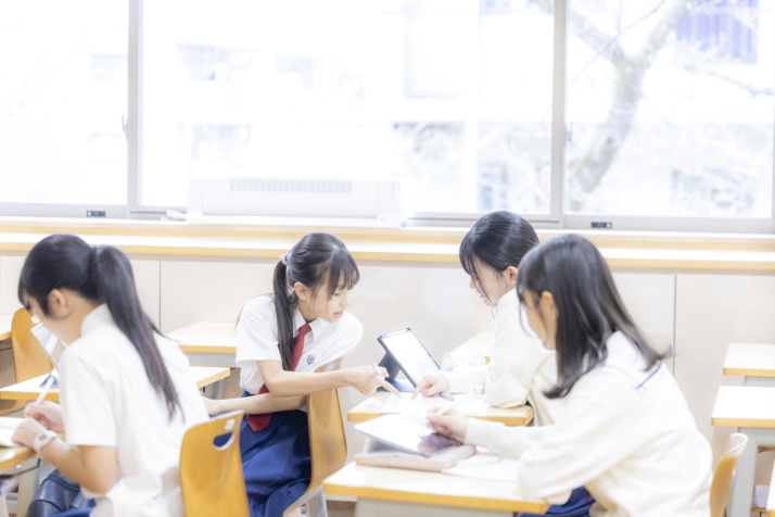 カリタス女子中学高等学校の授業風景