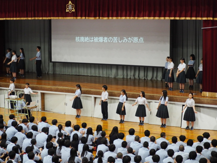 広島県福山市の盈進中学高等学校にあるヒューマンライツ部・生徒会の活動風景