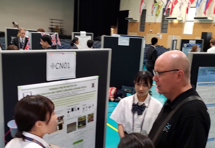 東京科学大学附属科学技術高等学校の生徒がInternational Students Science Fair (ISSF)2023に参加したときの様子