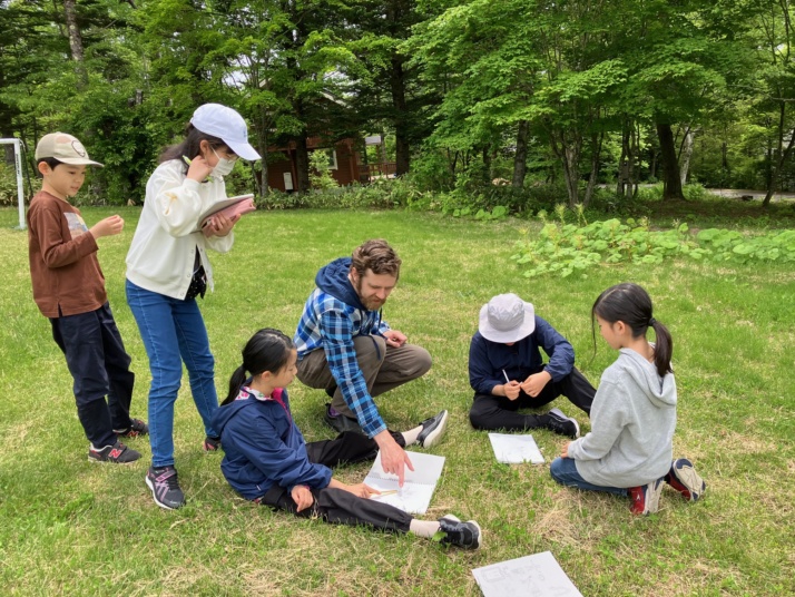 グリーン・ヒルズ小学校の英語で探究学習