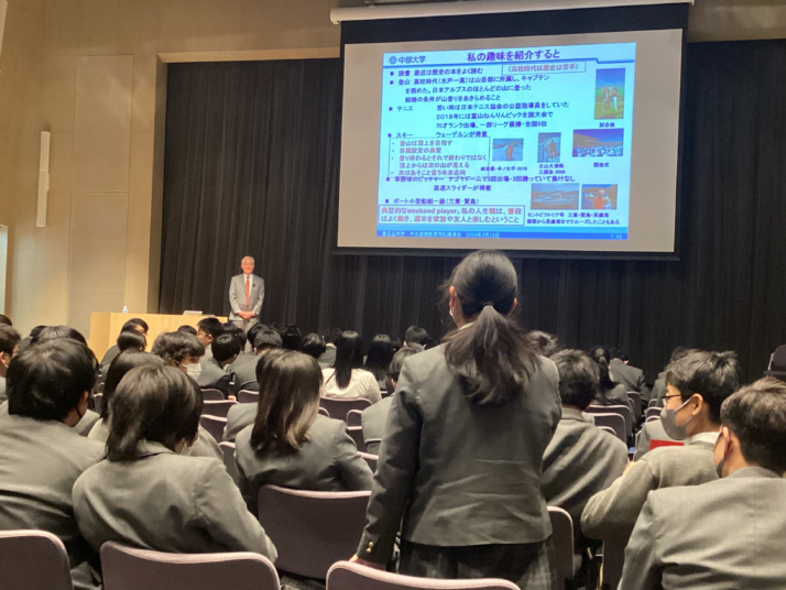 中部大学春日丘中学校の中大連携（中部大学特別講演会）