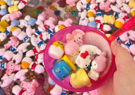 「HELLO KITTY SMILE」のマスコットすくい