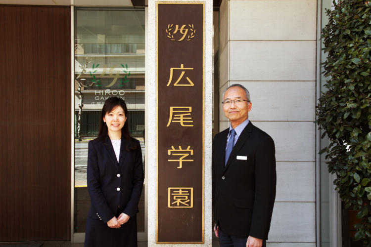 広尾学園中学校・高等学校の金子先生、植松先生