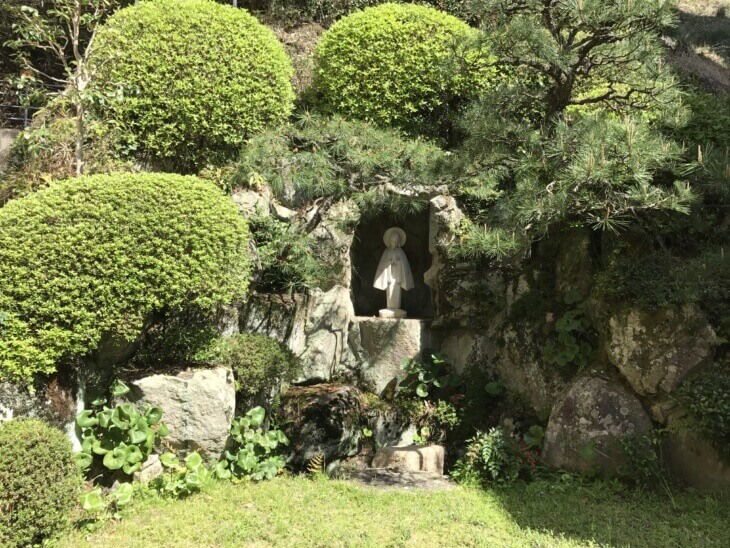 広島学院中学校・高等学校にあるマリア像