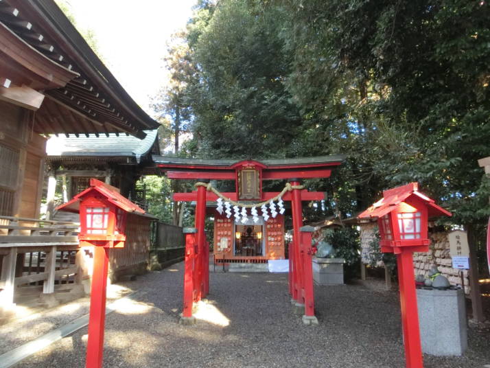 天神様の赤鳥居前