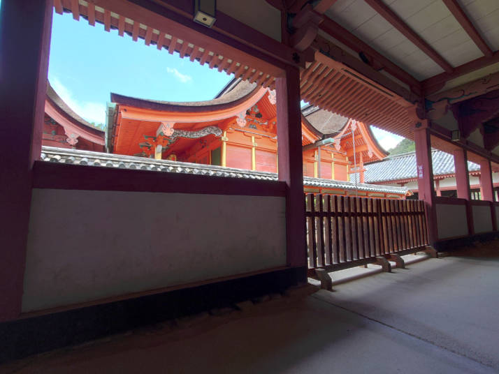 伊佐爾波神社の回廊その2