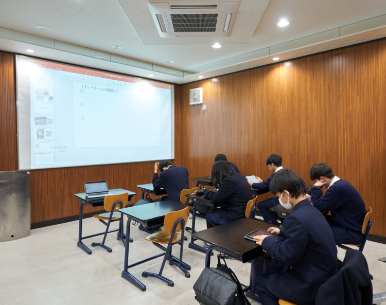 聖徳学園中学・高等学校の生徒