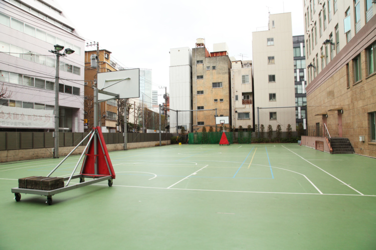 神田女学園中学校高等学校のグラウンド