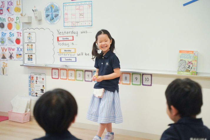 さくらインターナショナルスクールで学ぶ子ども達