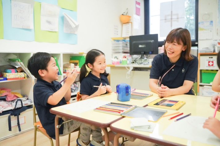 日本語を学ぶさくらインターナショナルスクールの子ども達