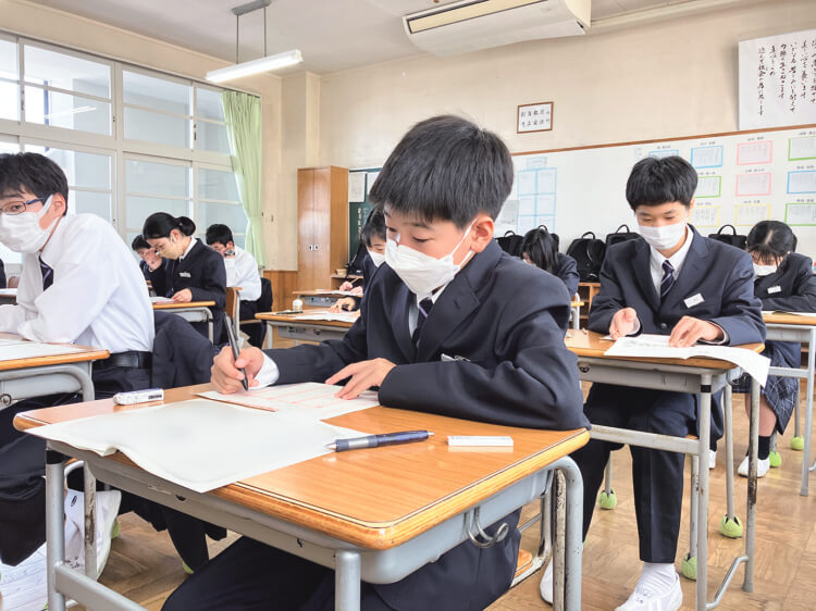 敬愛中学校・高等学校の授業風景