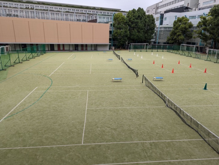 京華中学・高等学校のテニスコート