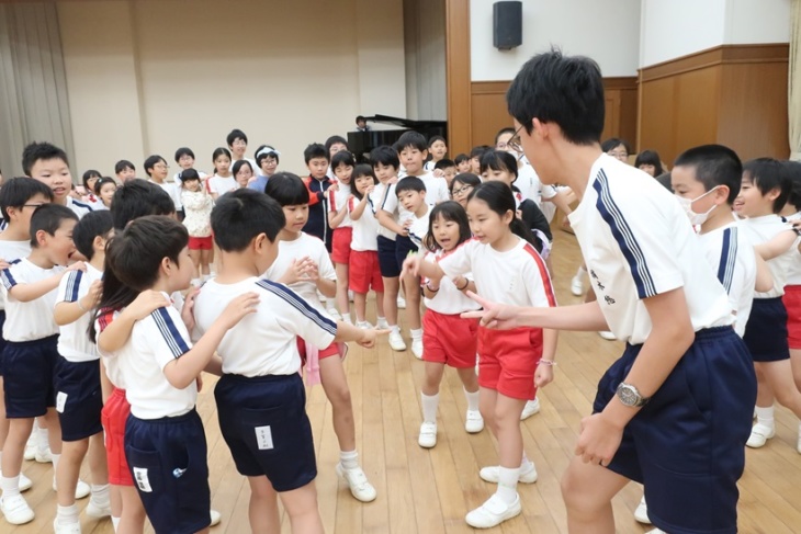 甲子園学院小学校の林間学校の様子