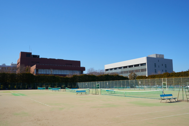 共立女子第二中学校高等学校のテニスコート