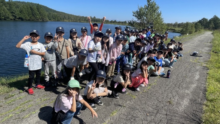 LCA国際小学校の宿泊行事・夏のキャンプに参加する子どもたちの様子