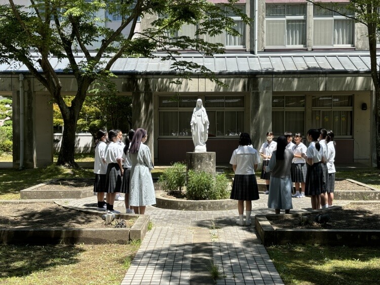 明光学園中学校・高等学校のお昼の祈り