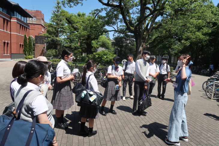 美濃加茂中学高等学校の大学見学