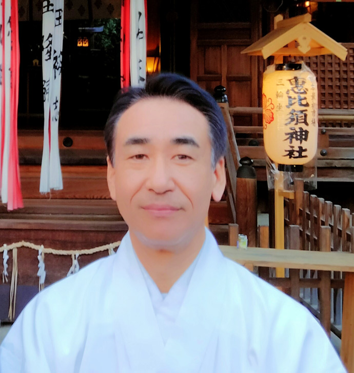 三輪惠比須神社の宮司さん