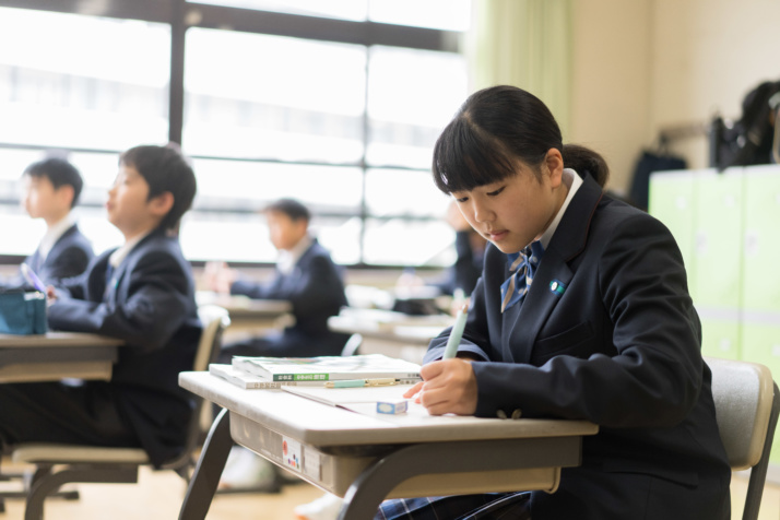 「武蔵野中学校・高等学校」の教室風景