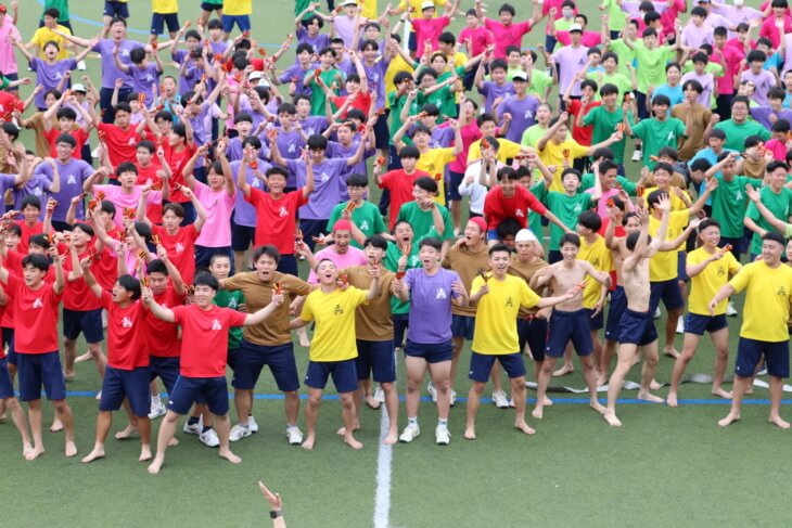 長崎南山中学校・高等学校の体育祭での集合写真