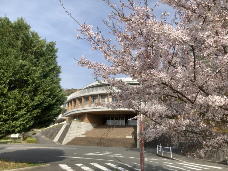 奈良学園中学校・高等学校の校舎