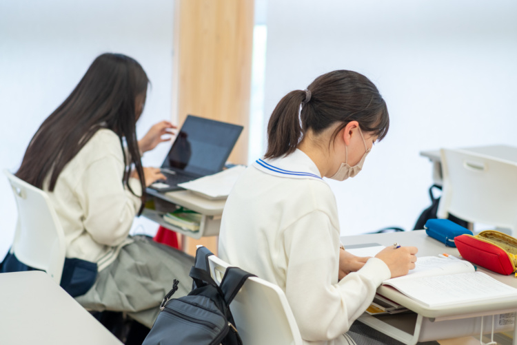 西大和学園中学校・高等学校の授業の様子