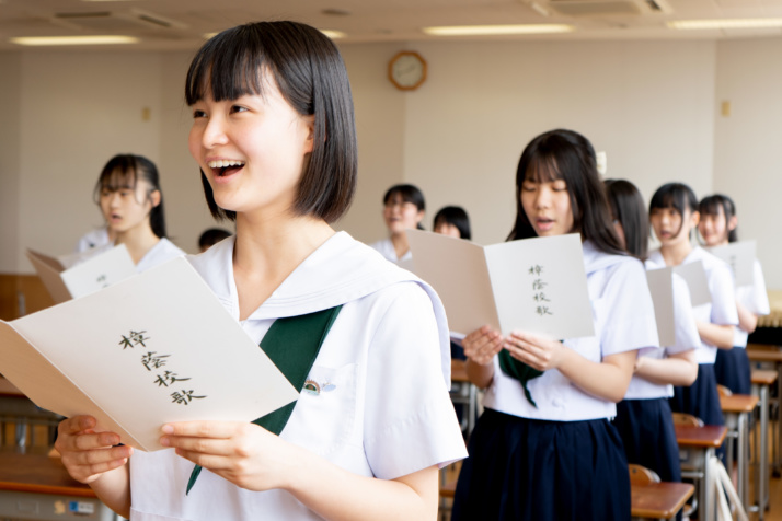 樟蔭中学校・高等学校の生徒たち