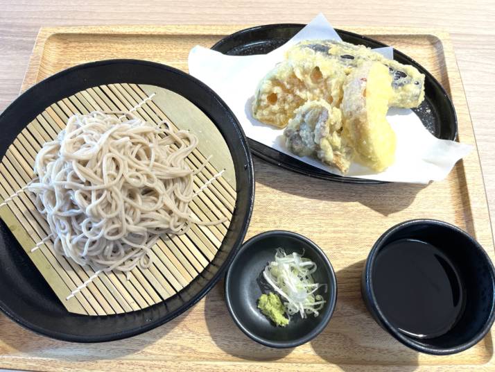 長野県塩尻市にある「道の駅 小坂田公園」内のおさかだ食堂でいただける期間限定メニュー