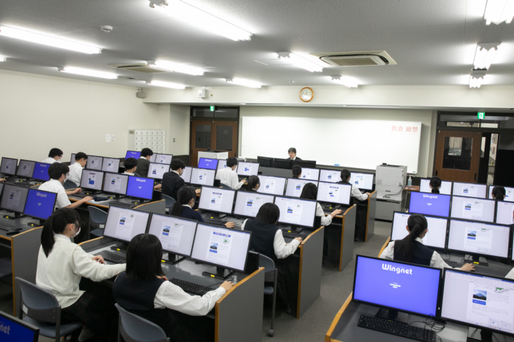 大阪桐蔭中学校・高等学校の授業風景