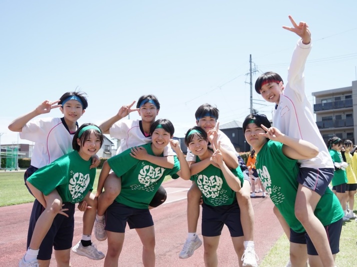 静岡県西遠女子学園中学校・高等学校の体育大会の様子