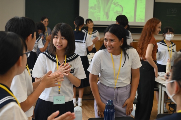 静岡県西遠女子学園中学校・高等学校のイングリッシュサマーキャンプの様子