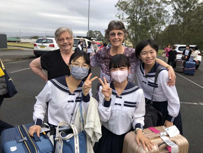 静岡県西遠女子学園中学校・高等学校のオーストラリア研修旅行の様子