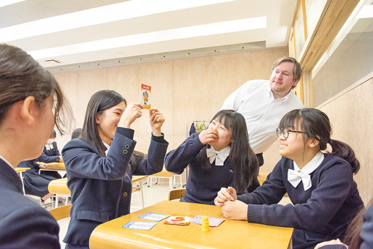 白梅学園清修中高一貫部の英語授業の様子