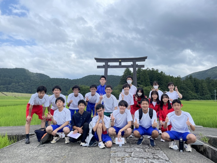 近畿大学附属新宮高等学校・中学校の地域ゼミの生徒たち