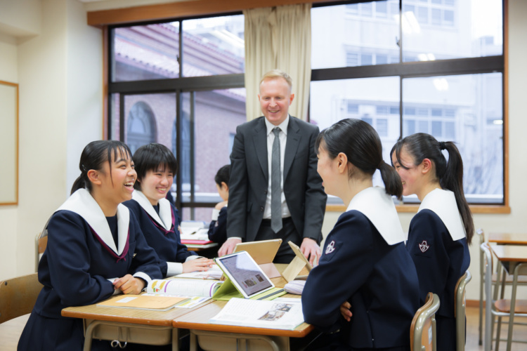 静岡英和女学院中学校・高等学校の英会話の授業