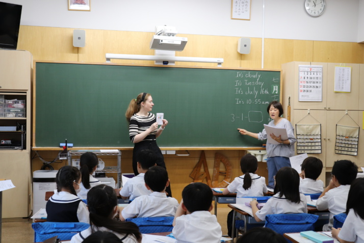 淑徳小学校の英語の授業