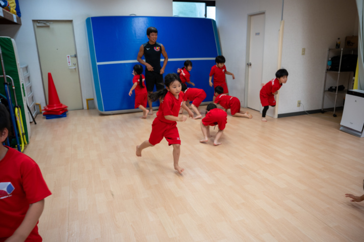 子どもの運動教室『育ち場』の指導風景