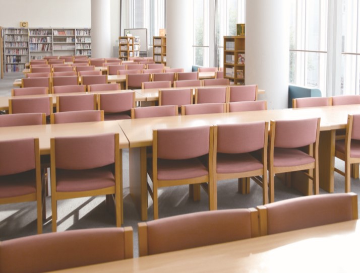 園田学園中学校・高等学校の図書館