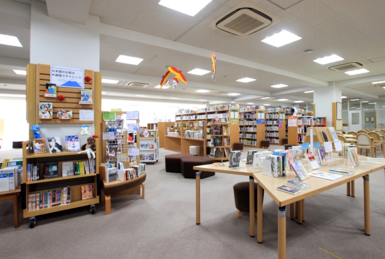 椙山女学園中学校の図書館