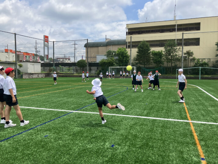 奈良育英グローバル小学校の休み時間の風景