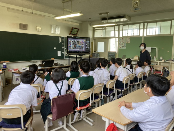 奈良育英グローバル小学校のSpeak Out! Jr.の授業風景