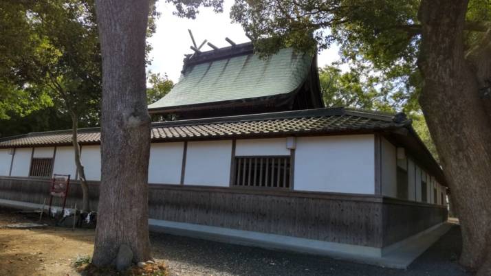 高忍日賣神社回廊の外壁