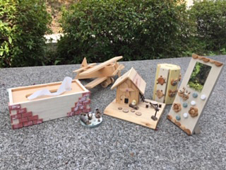 高取山ふれあい公園キャンプ場の木工クラフト作品