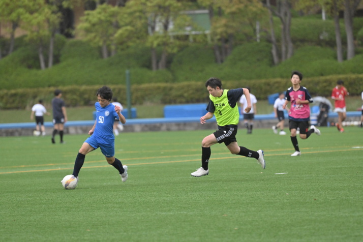 玉川学園中学部・高等部サッカー部の練習風景