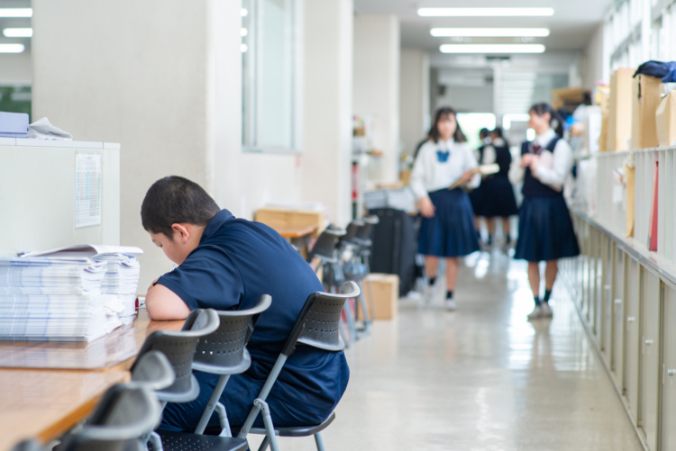 「東海大学付属大阪仰星高等学校・中等部」の内観