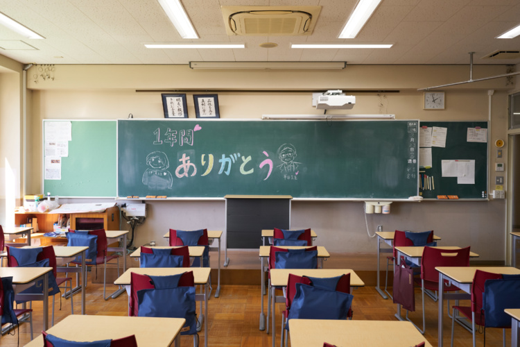 東京女学館中学校・高等学校の教室