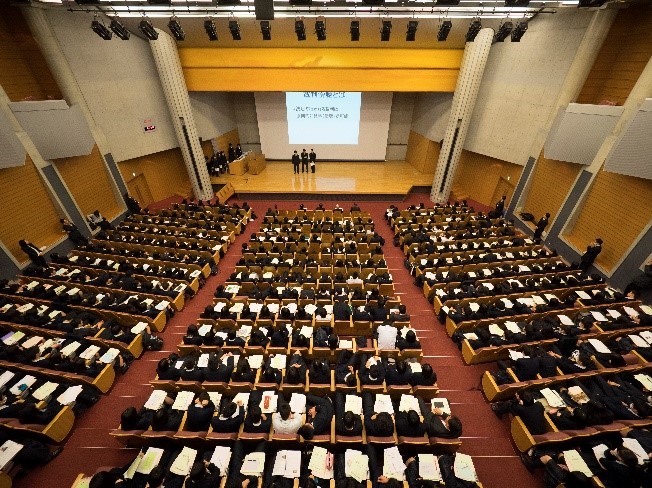 東洋大学・井上円了ホールで行われる「哲学の日」の様子