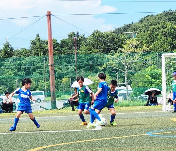 子ども向けスクールの練習風景